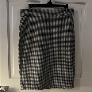 Ann Taylor Black and White Pencil Skirt